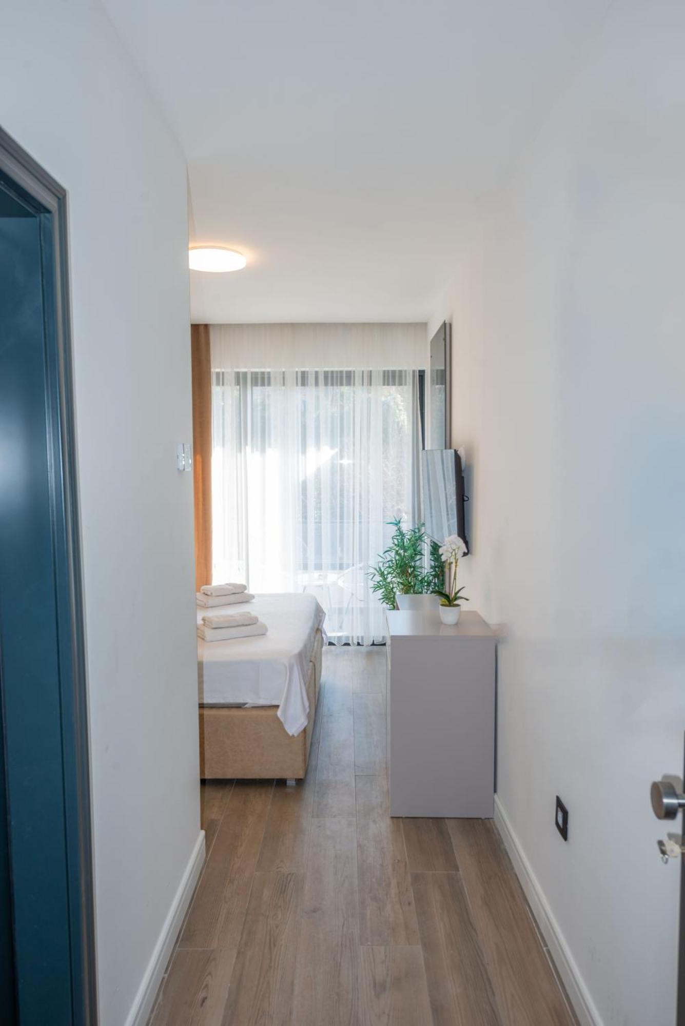 Botanica Boutique Hotel Ulcinj Extérieur photo